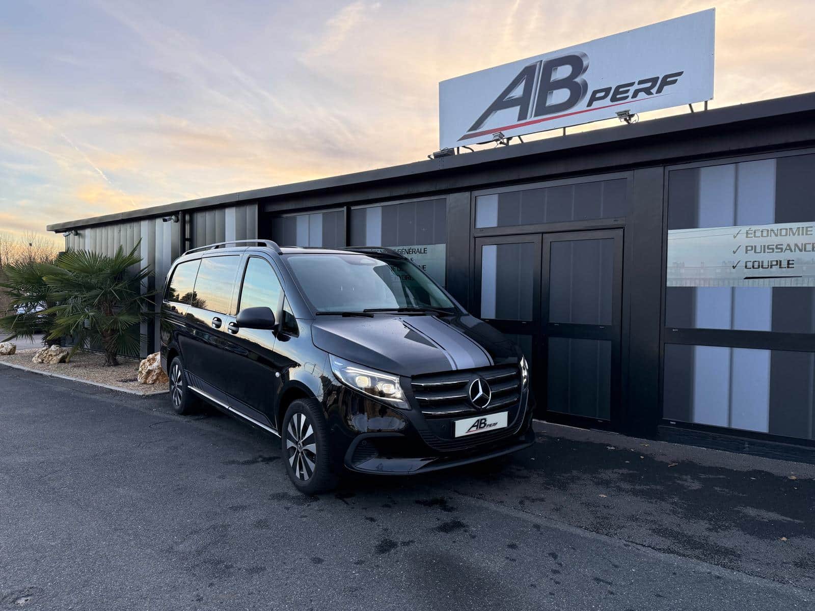 Mercedes VITO MIXTO 119 CDI LONG SELECT 4X4 9G-TRONIC – Image 4