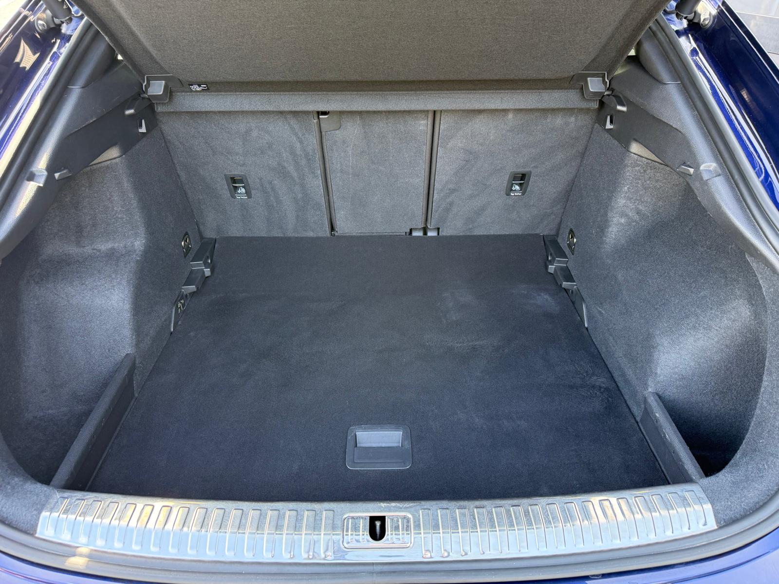 Audi Q3 SPORTBACK 35 TDI 150CH S LINE S TRONIC 7 – Image 2